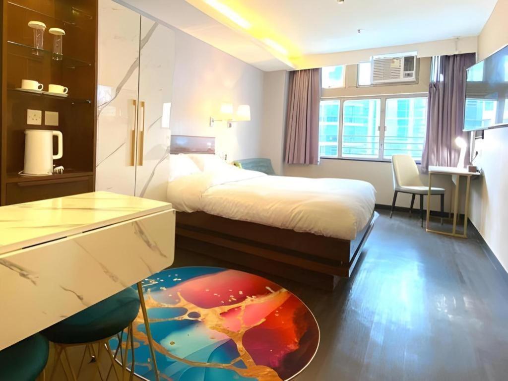 Sunny Day Hotel