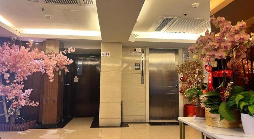 Sunny Day Hotel 3*